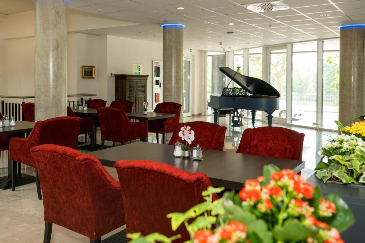 Schopenhauer Hof 4* Frankfurt am Main