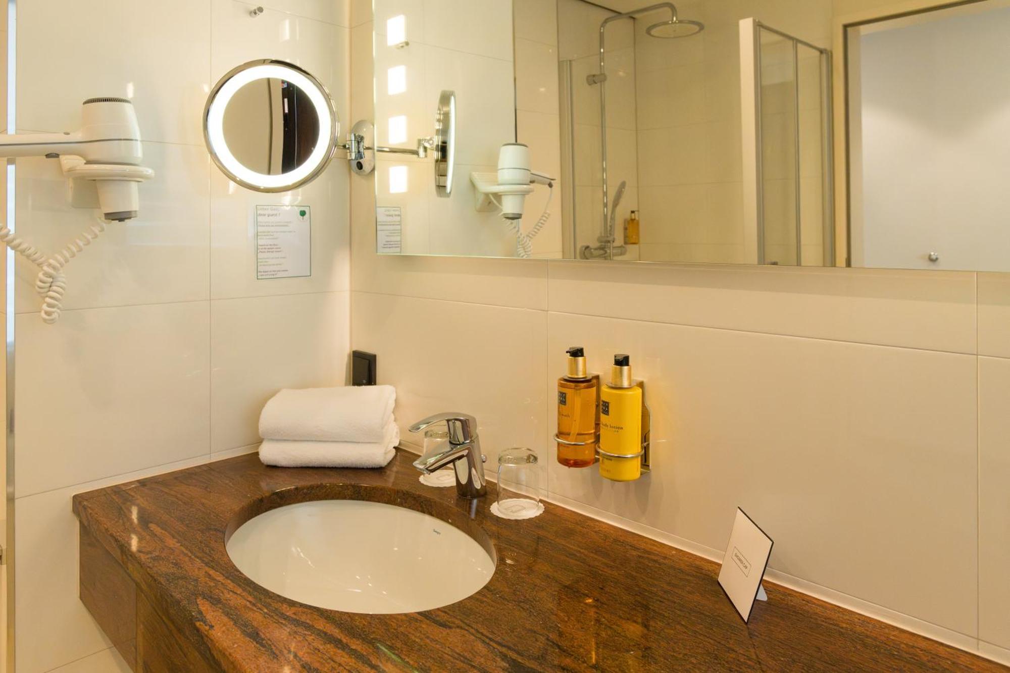 Hotel Schopenhauer Hof 4*