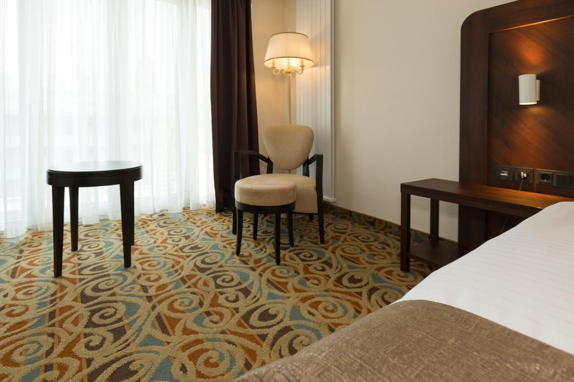 Hotel Schopenhauer Hof 4*